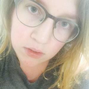 Meet your Posher, Julianna